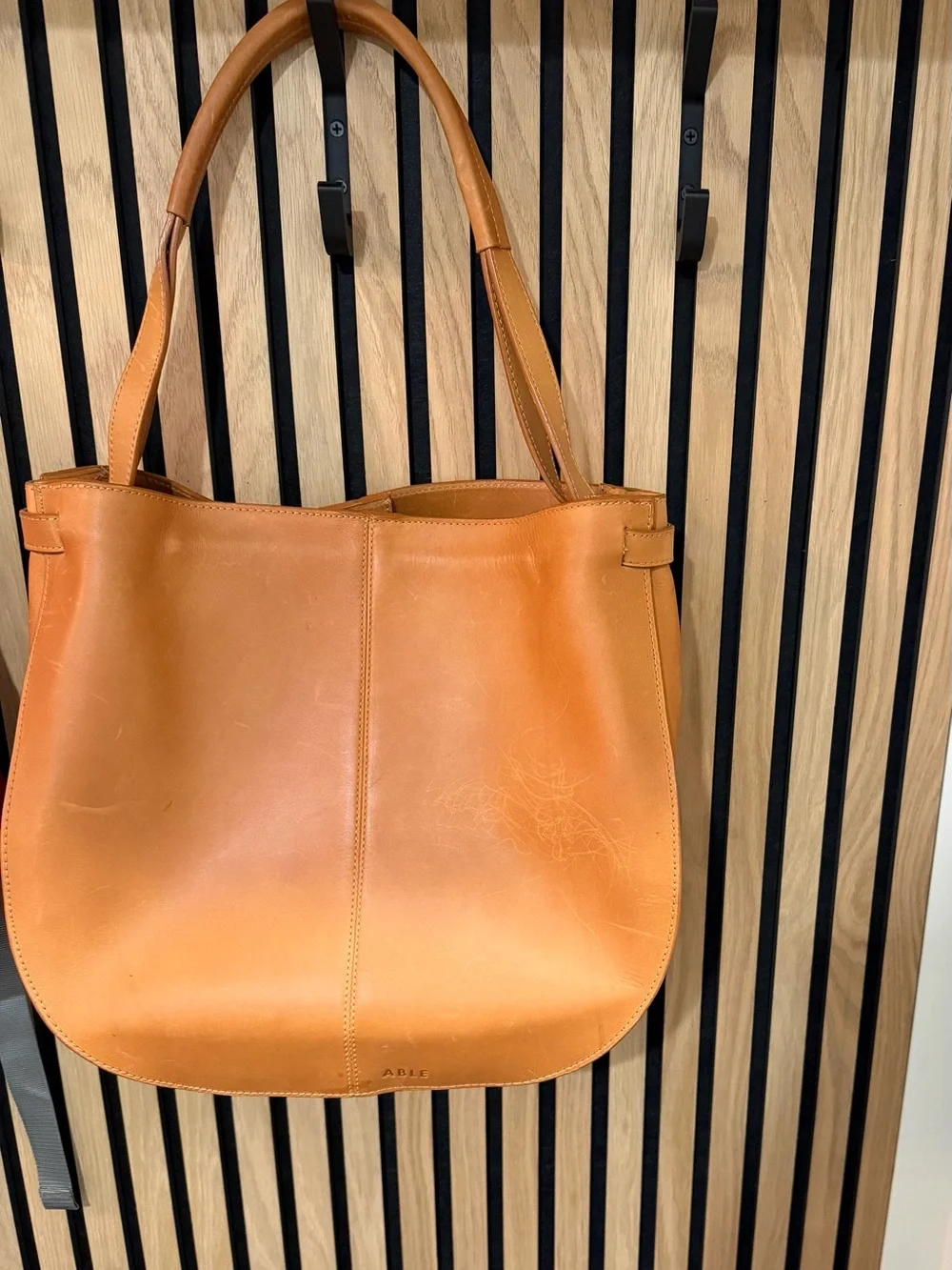 Able Bag Classic Tan Leather Tote Bag - Picture 1 of 2